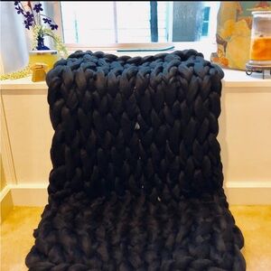 Chunky Knit Blanket NWT Black Handmade 40”x40” (100cmx100cm)